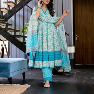 থ্রী পিস