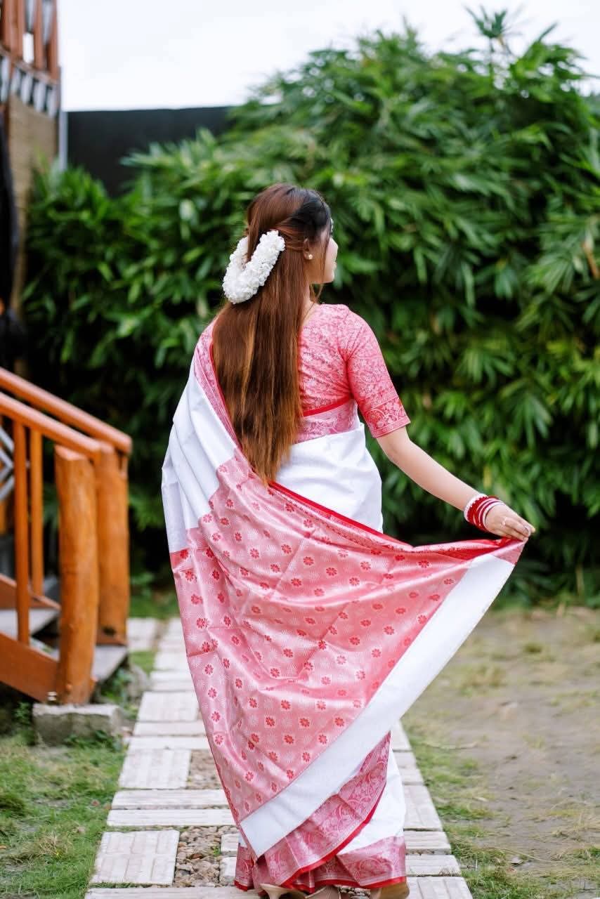 Kanjivaram katan Saree with blause pcs - Image 2