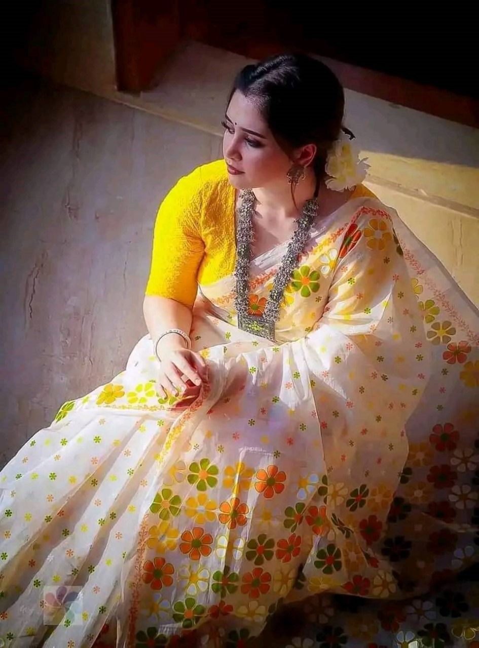 Skin Print Resmi Silk Sharee with Blouse Piece - Image 4